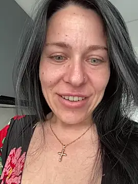 Snapshot of CuteNata chatting on 06-11-26, 12:03 CuteNata online show from 06-11-26, 12:03