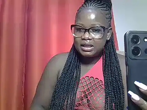 Snapshot of freaky_juicy chatting on 01-25-25, 12:47 freaky juicy online show from 01-25-25, 12:47