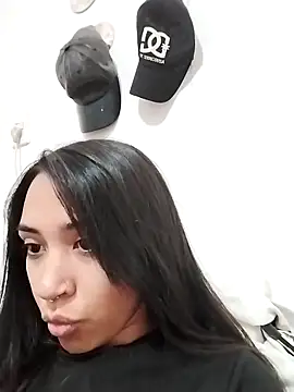 Snapshot of Annitavick1 chatting on 10-29-25, 11:39 Annitavick1 online show from 10-29-25, 11:39