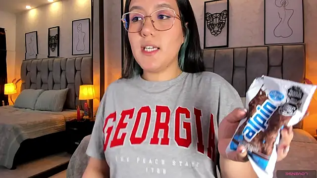 sweet--emily online show from 12-22-24, 06:06