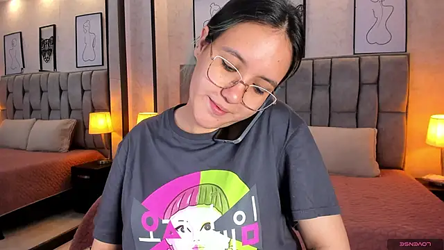 sweet--emily online show from 12-27-24, 03:42