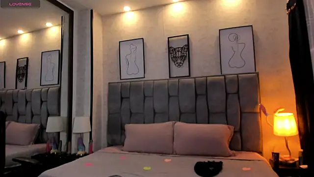 sweet--emily online show from 02-15-25, 07:27