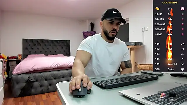 supermanboy94 online show from 03-02-26, 06:47