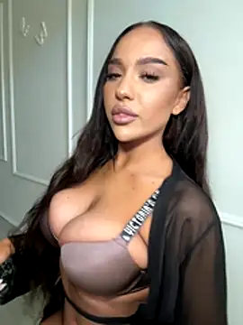 CardiSweetBaby online show from 10-25-25, 11:51