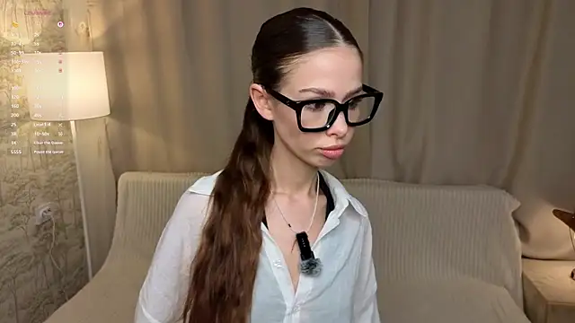 AnabelHun online show from 06-03-26, 05:43