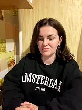 Snapshot of Karolina_llove chatting on 12-01-24, 09:37 Karolina llove online show from 12-01-24, 09:37