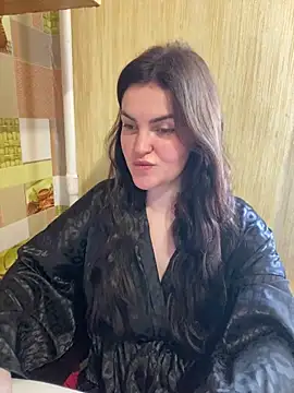 Snapshot of Karolina_llove chatting on 12-20-24, 11:21 Karolina llove online show from 12-20-24, 11:21