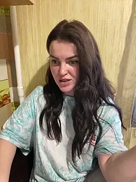 Snapshot of Karolina_llove chatting on 12-21-24, 07:56 Karolina llove online show from 12-21-24, 07:56