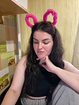 Snapshot of Karolina_llove chatting on 12-22-24, 08:49 Karolina llove online show from 12-22-24, 08:49