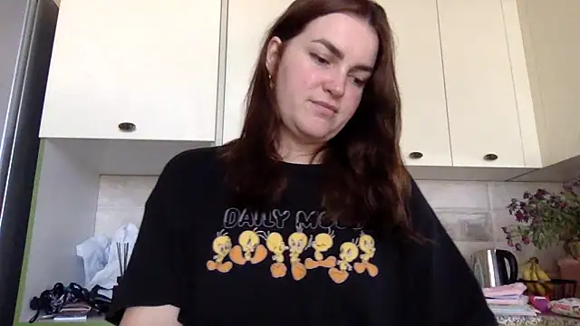 Snapshot of Karolina_llove chatting on 09-21-25, 09:44 Karolina llove online show from 09-21-25, 09:44