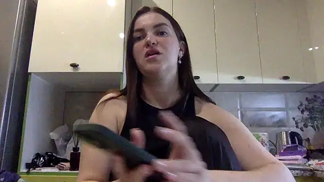 Snapshot of Karolina_llove chatting on 09-23-25, 06:22 Karolina llove online show from 09-23-25, 06:22