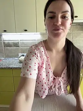 Snapshot of Karolina_llove chatting on 10-04-25, 10:13 Karolina llove online show from 10-04-25, 10:13