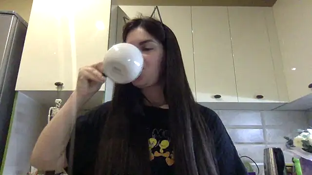 Snapshot of Karolina_llove chatting on 10-07-25, 08:06 Karolina llove online show from 10-07-25, 08:06