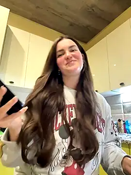 Snapshot of Karolina_llove chatting on 10-24-25, 10:06 Karolina llove online show from 10-24-25, 10:06