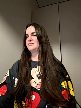 Snapshot of Karolina_llove chatting on 11-27-25, 11:40 Karolina llove online show from 11-27-25, 11:40