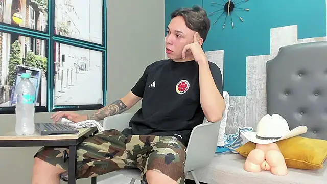 Rhaegal hot online show from 12-08-24, 04:50