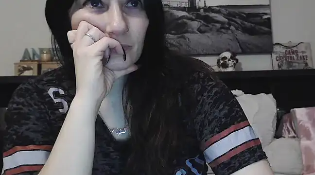 CrystalLakeXO online show from 03-19-25, 08:45