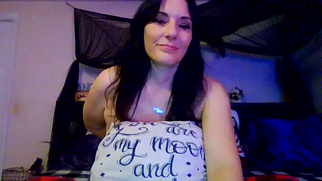 Snapshot of CrystalLakeXO chatting on 07-08-26, 07:46 CrystalLakeXO online show from 07-08-26, 07:46