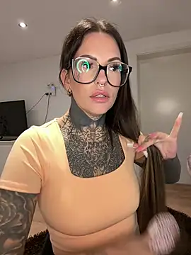 AileenInkOfficial online show from 03-20-25, 05:36