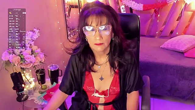 Snapshot of Ahytanna chatting on 02-22-25, 04:18 Ahytanna online show from 02-22-25, 04:18