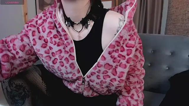 arielabradberry online show from 02-13-25, 03:24