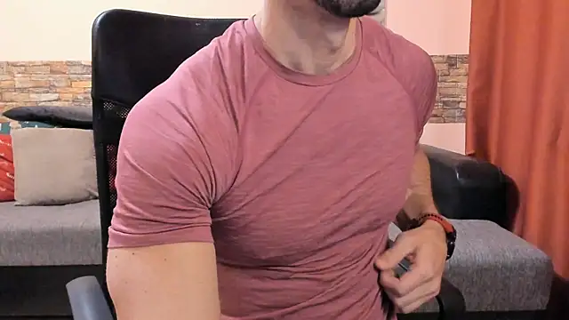 Snapshot of HotHunkTrainer chatting on 02-28-26, 08:59 HotHunkTrainer online show from 02-28-26, 08:59