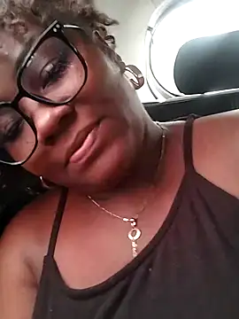 kaorysquirt online show from 10-10-25, 04:50