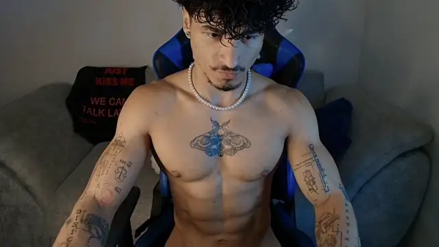 Snapshot of Thomas_Fit1 chatting on 07-14-26, 12:44 Thomas Fit1 online show from 07-14-26, 12:44