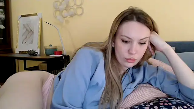 Scarlettford online show from 03-15-25, 05:15