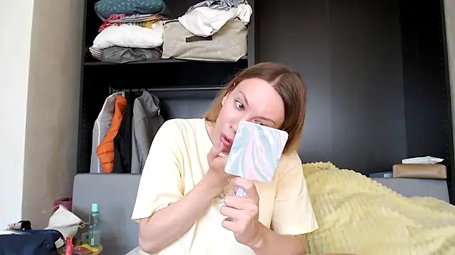 Scarlettford online show from 09-17-25, 11:01