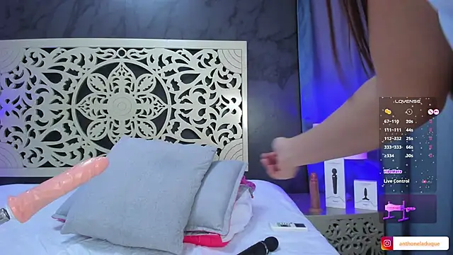 AnthonelaDuque online show from 01-23-25, 02:39