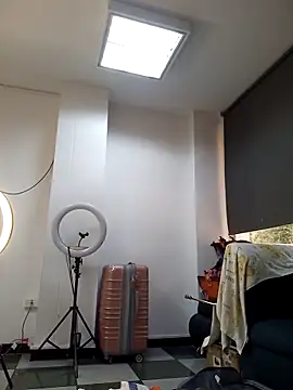 AnthonelaDuque online show from 11-24-25, 11:32