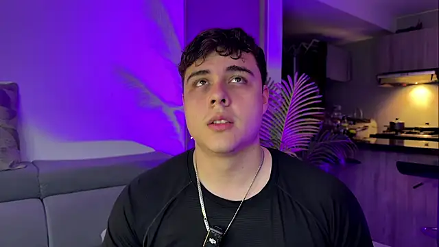 Snapshot of odin_blake chatting on 11-20-25, 02:23 odin blake online show from 11-20-25, 02:23