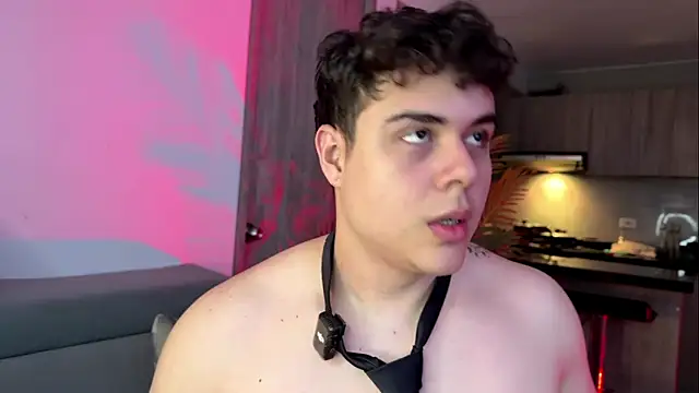 Snapshot of odin_blake chatting on 11-27-25, 04:53 odin blake online show from 11-27-25, 04:53