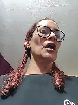 Snapshot of SelenaHouston chatting on 02-11-26, 11:43 SelenaHouston online show from 02-11-26, 11:43