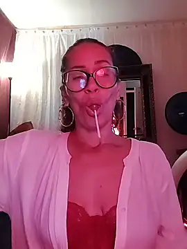 Snapshot of SelenaHouston chatting on 02-23-26, 03:48 SelenaHouston online show from 02-23-26, 03:48