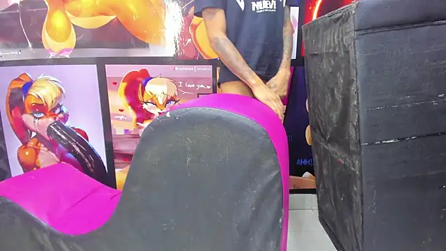 Snapshot of Grouphot_naugthy chatting on 02-01-25, 03:39 Grouphot naugthy online show from 02-01-25, 03:39