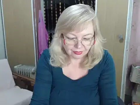 EvelynLoveShy online show from 12-29-24, 02:31