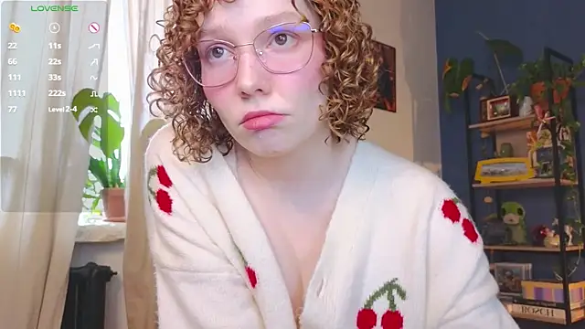 Snapshot of _lightmyfire chatting on 01-12-25, 12:23 lightmyfire online show from 01-12-25, 12:23