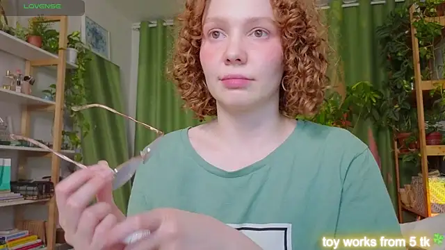 Snapshot of _lightmyfire chatting on 01-28-25, 07:42 lightmyfire online show from 01-28-25, 07:42