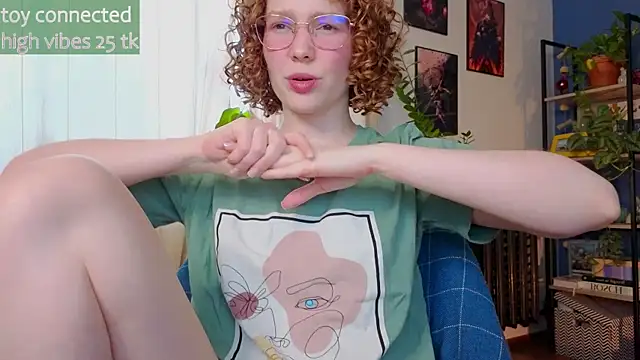 Snapshot of _lightmyfire chatting on 02-16-25, 01:16 lightmyfire online show from 02-16-25, 01:16