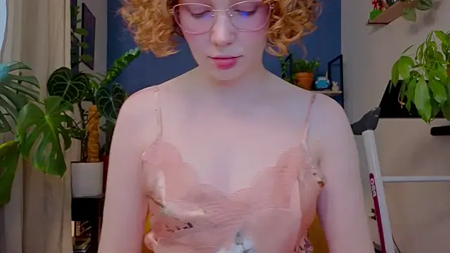 Snapshot of _lightmyfire chatting on 11-04-25, 08:13 lightmyfire online show from 11-04-25, 08:13