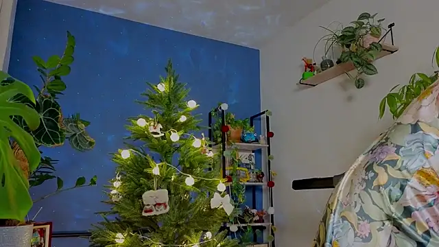 Snapshot of _lightmyfire chatting on 12-05-25, 04:36 lightmyfire online show from 12-05-25, 04:36