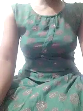 Snapshot of rituporna2004 chatting on 01-04-25, 10:05 rituporna2004 online show from 01-04-25, 10:05