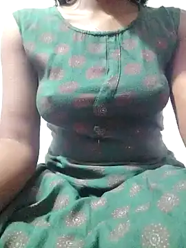 Snapshot of rituporna2004 chatting on 01-11-25, 08:11 rituporna2004 online show from 01-11-25, 08:11