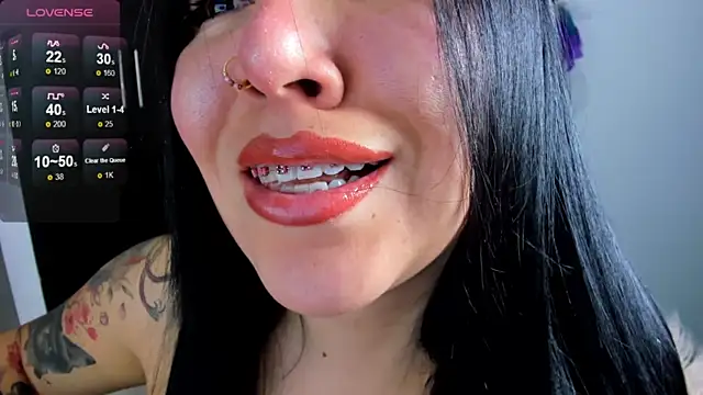 AilynRed online show from 03-08-25, 02:12