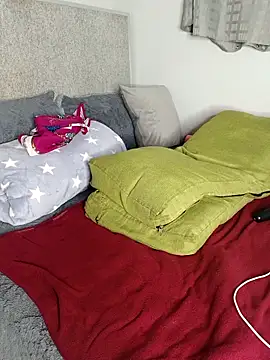 Babez show online show from 12-17-25, 05:41