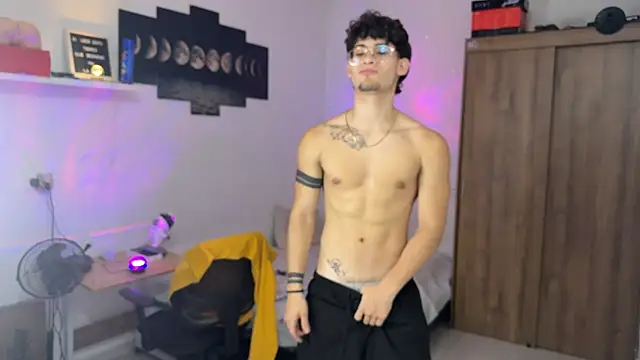 Kisan Smith online show from 11-04-25, 02:21