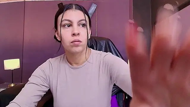 Snapshot of Juliet_Nasty chatting on 03-13-25, 12:02 Juliet Nasty online show from 03-13-25, 12:02