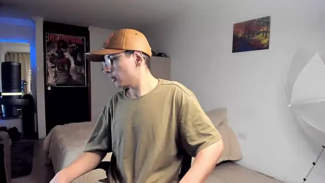 a lejandro 0 8 online show from 12-12-24, 11:03